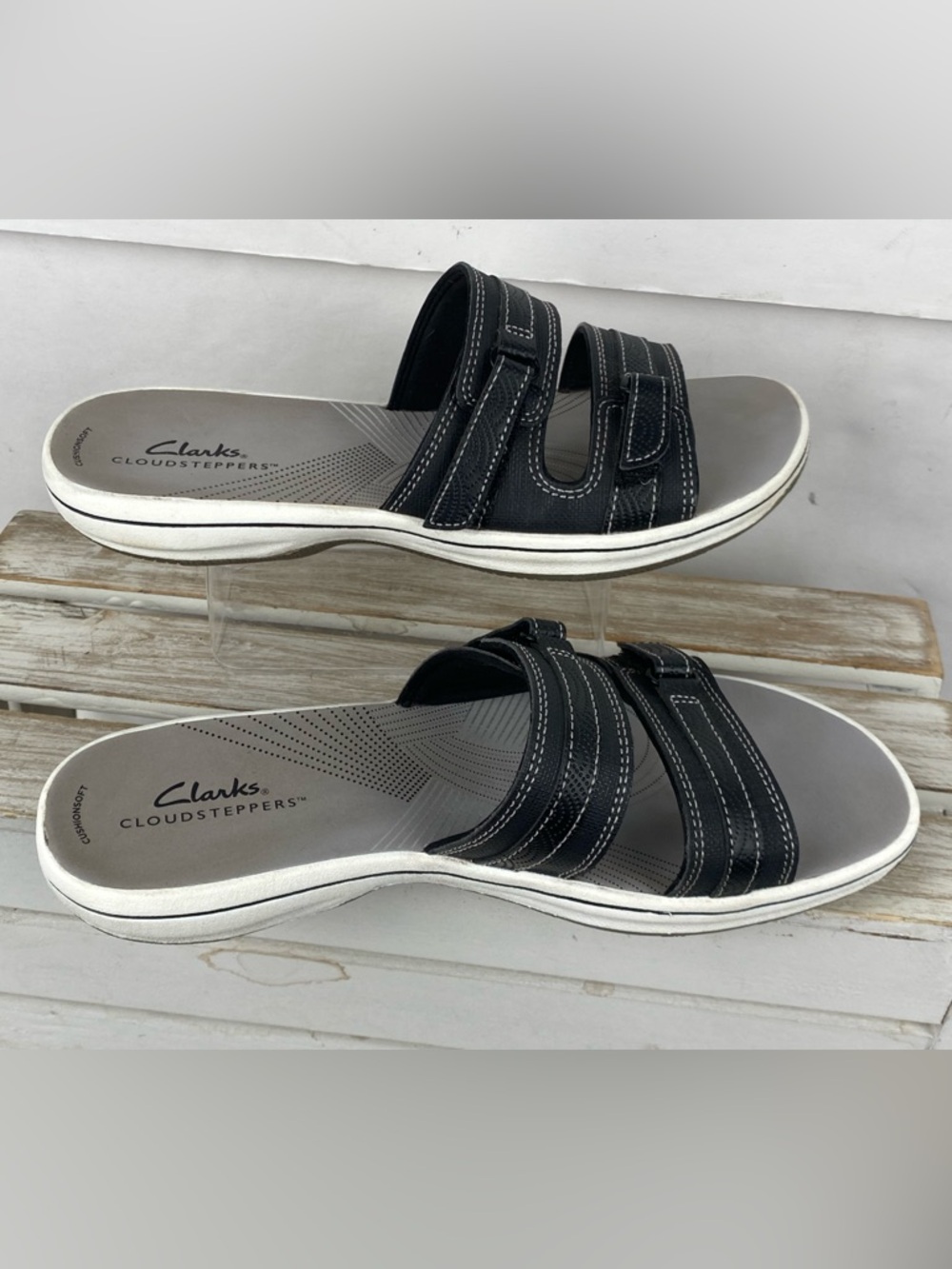 Cloud steppers by Clarks Women's Breeze Piper Sandals size 8M - Picture 3 of 11